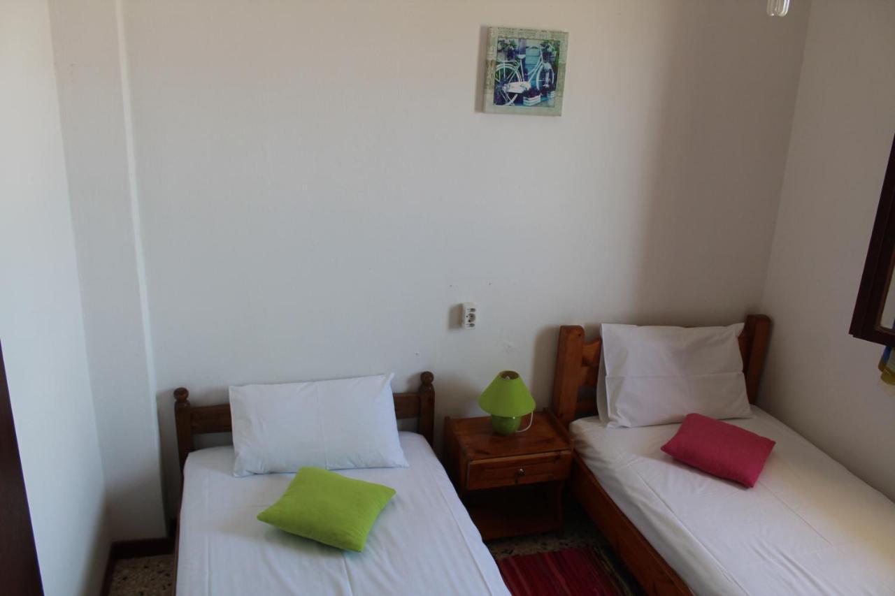 Nikos Seaside Apartments Litheres Exterior photo